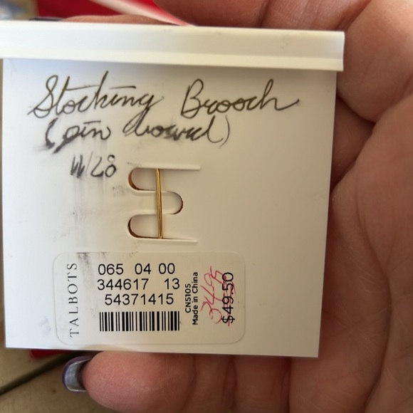 New with Tags Talbots Christmas Stocking Brooch Gold, Green , Red, and white - Picture 2 of 3